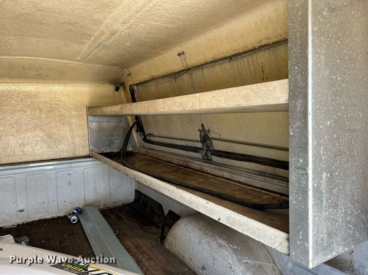 image for item NL9662 1997 GMC Sierra 3500 Crew Cab pickup truck