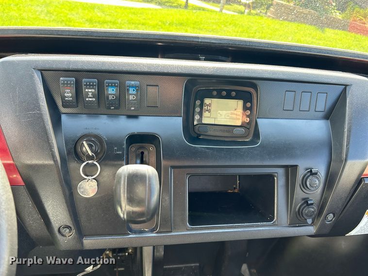 image for item NL9667 2016 Kawasaki Mule Pro-DXT  utility vehicle