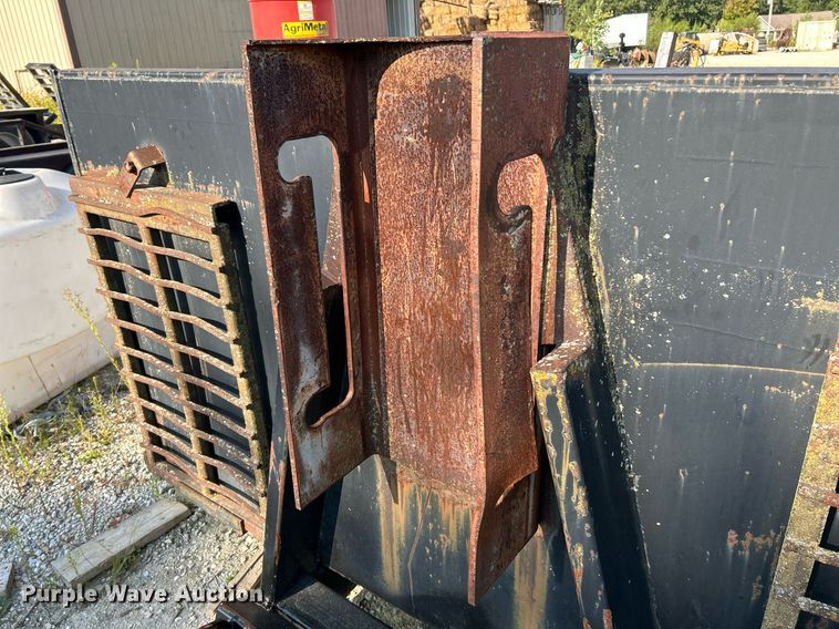 image for item NL9671 2001 KL Metal Fabricating, Inc.  hook lift flatbed