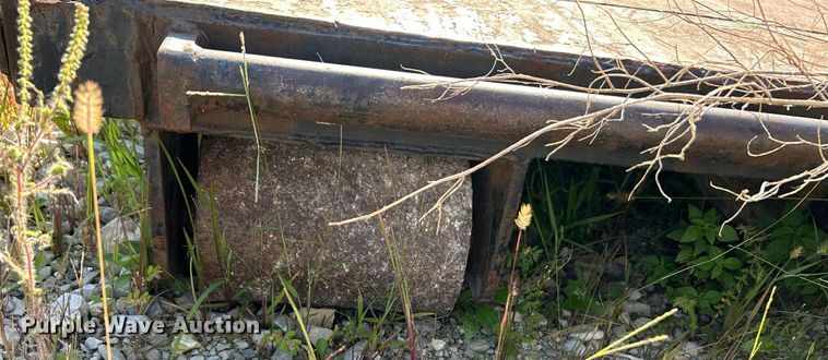 image for item NL9671 2001 KL Metal Fabricating, Inc.  hook lift flatbed