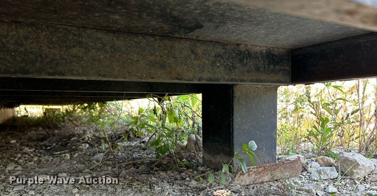 image for item NL9671 2001 KL Metal Fabricating, Inc.  hook lift flatbed