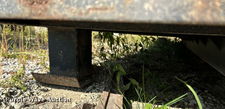 image for item NL9671 2001 KL Metal Fabricating, Inc.  hook lift flatbed