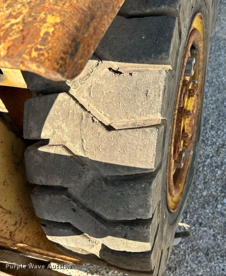 image for item NL9681 Hyster H50H  forklift