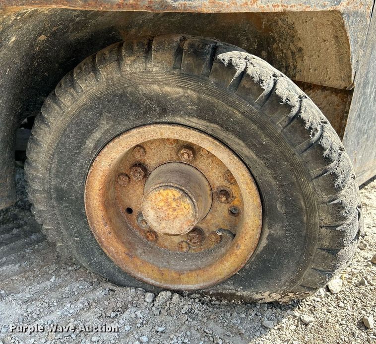 image for item NL9681 Hyster H50H  forklift