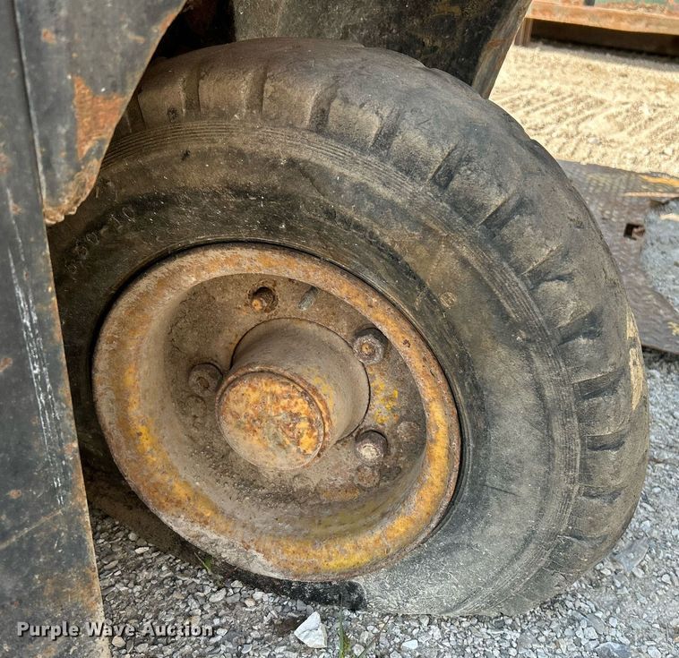 image for item NL9681 Hyster H50H  forklift