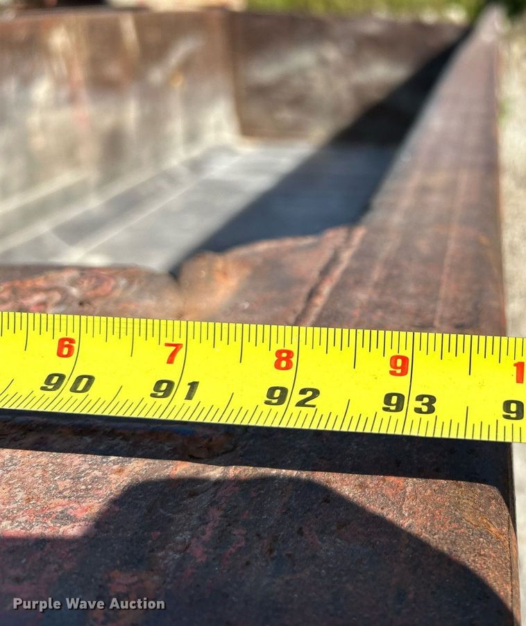 image for item NL9684 Roll-off dumpster