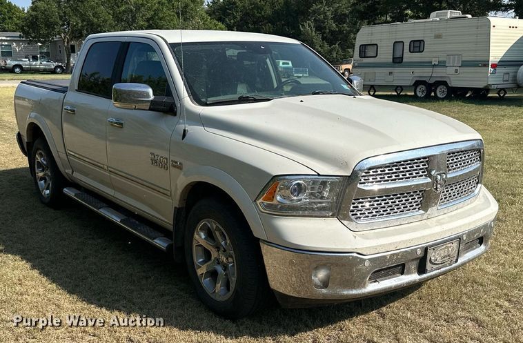 image for item NP9520 2017 Dodge Ram 1500  Crew Cab pickup truck