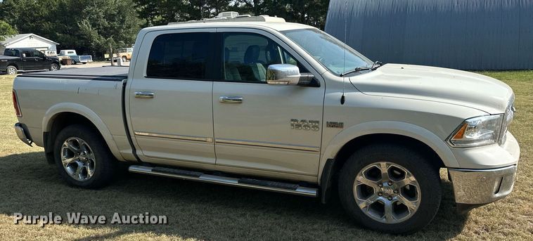 image for item NP9520 2017 Dodge Ram 1500  Crew Cab pickup truck