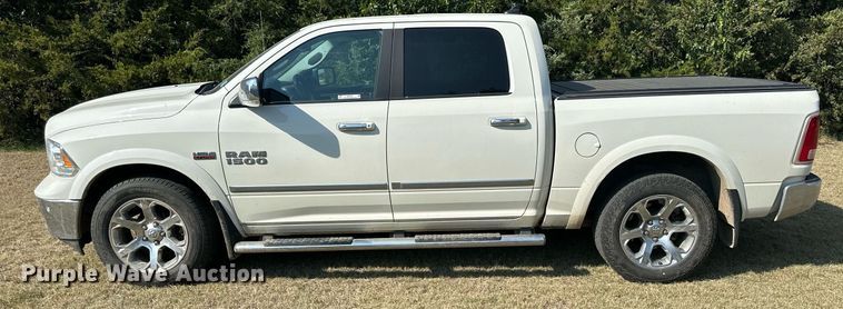 image for item NP9520 2017 Dodge Ram 1500  Crew Cab pickup truck