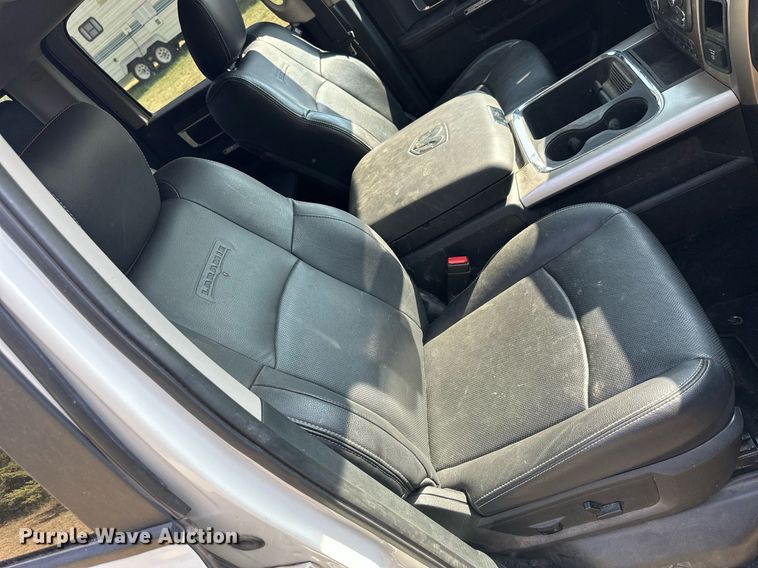 image for item NP9520 2017 Dodge Ram 1500  Crew Cab pickup truck