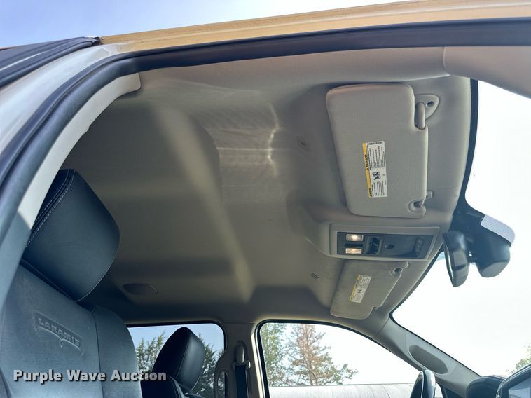 image for item NP9520 2017 Dodge Ram 1500  Crew Cab pickup truck