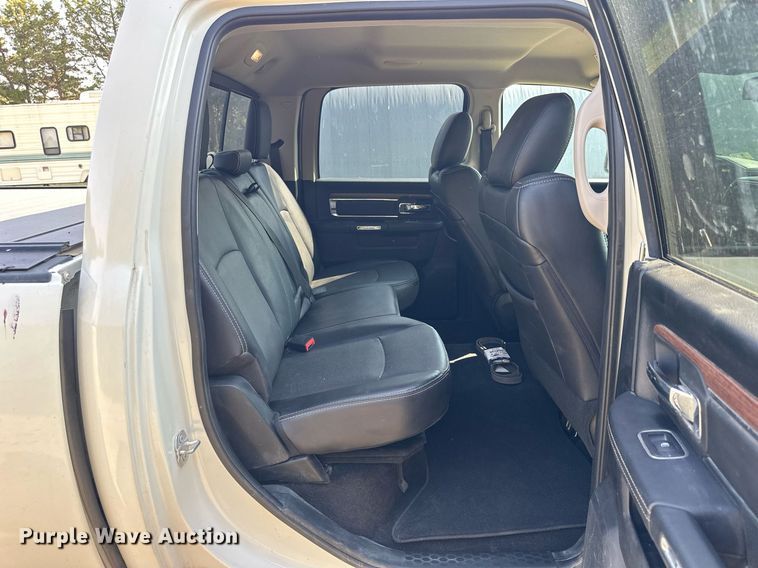 image for item NP9520 2017 Dodge Ram 1500  Crew Cab pickup truck