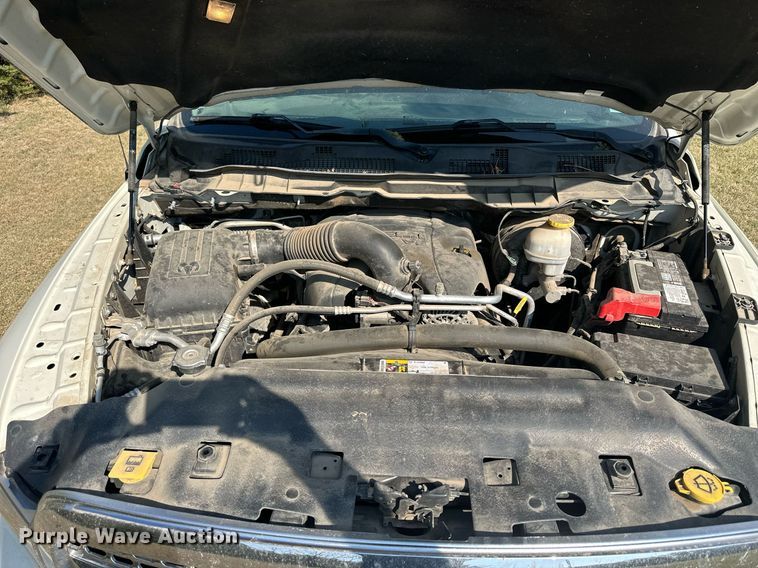 image for item NP9520 2017 Dodge Ram 1500  Crew Cab pickup truck