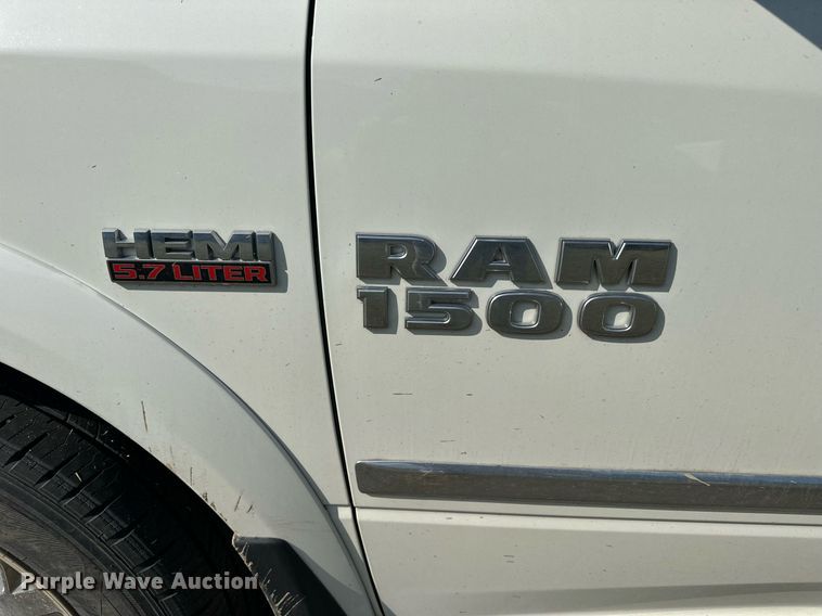 image for item NP9520 2017 Dodge Ram 1500  Crew Cab pickup truck