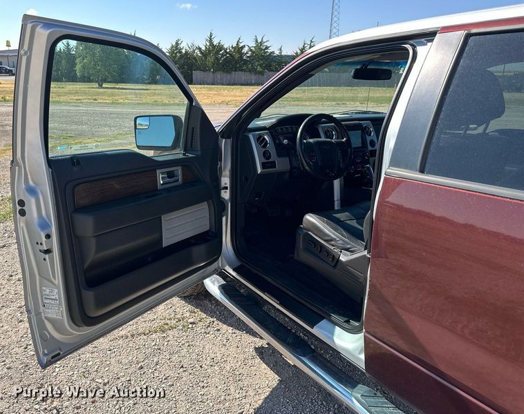 image for item NP9522 2013 Ford F150 Lariat  SuperCrew pickup truck