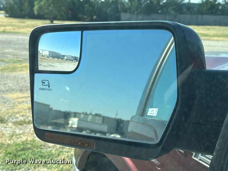 image for item NP9522 2013 Ford F150 Lariat  SuperCrew pickup truck