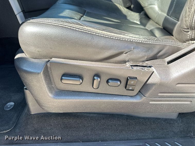 image for item NP9522 2013 Ford F150 Lariat  SuperCrew pickup truck