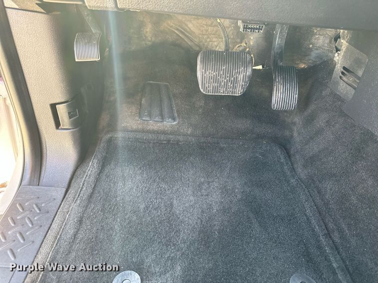 image for item NP9522 2013 Ford F150 Lariat  SuperCrew pickup truck