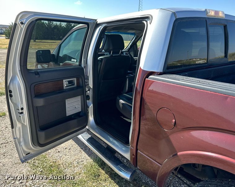 image for item NP9522 2013 Ford F150 Lariat  SuperCrew pickup truck