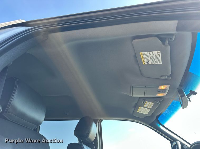 image for item NP9522 2013 Ford F150 Lariat  SuperCrew pickup truck