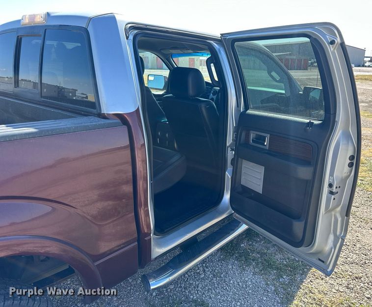 image for item NP9522 2013 Ford F150 Lariat  SuperCrew pickup truck