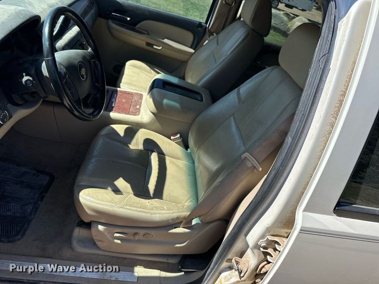 image for item NP9534 2008 Chevrolet  Tahoe LTZ SUV