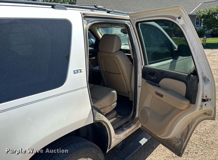 image for item NP9534 2008 Chevrolet  Tahoe LTZ SUV