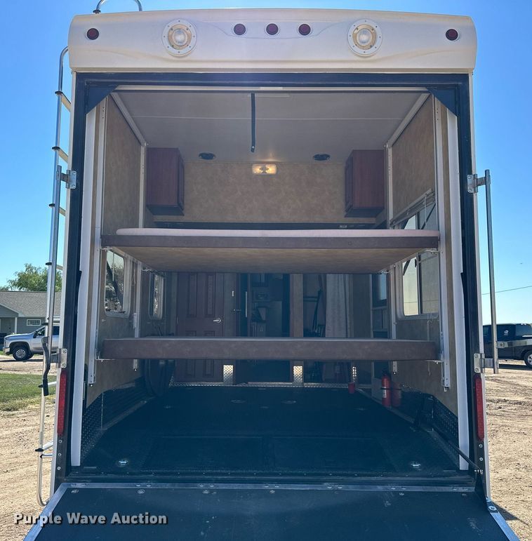 image for item NP9535 2010 Heartland Cyclone 3950  toy hauler camper