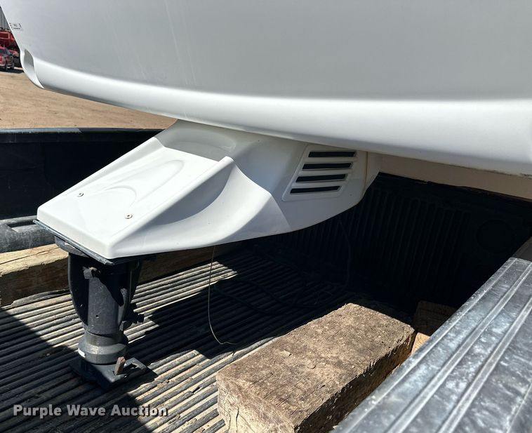 image for item NP9535 2010 Heartland Cyclone 3950  toy hauler camper