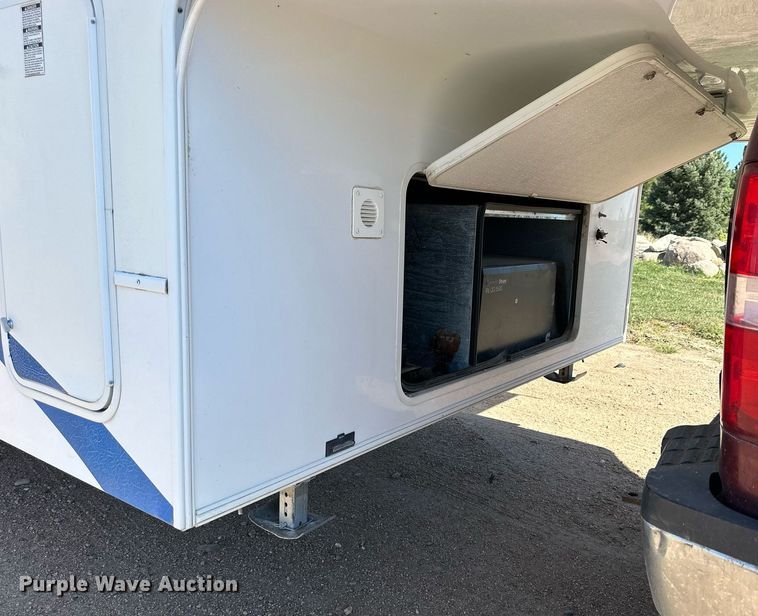 image for item NP9535 2010 Heartland Cyclone 3950  toy hauler camper