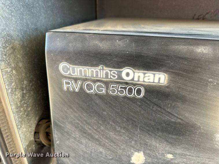 image for item NP9535 2010 Heartland Cyclone 3950  toy hauler camper