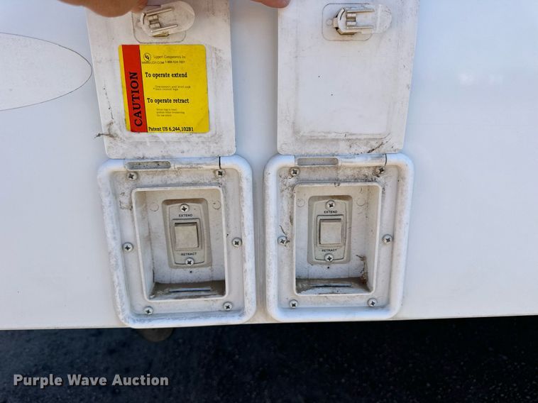 image for item NP9535 2010 Heartland Cyclone 3950  toy hauler camper