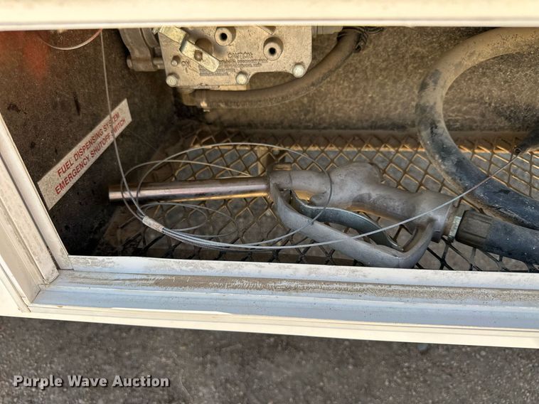 image for item NP9535 2010 Heartland Cyclone 3950  toy hauler camper