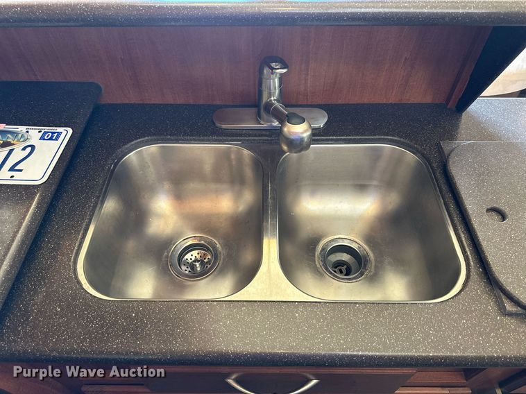 image for item NP9535 2010 Heartland Cyclone 3950  toy hauler camper