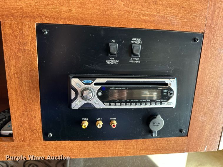 image for item NP9535 2010 Heartland Cyclone 3950  toy hauler camper