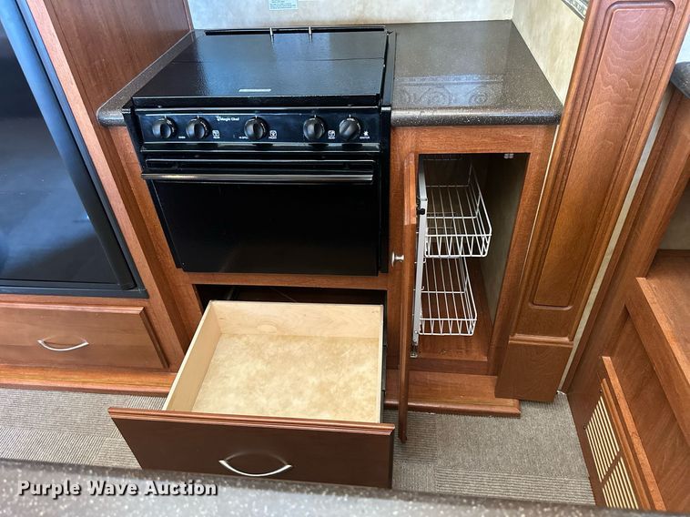 image for item NP9535 2010 Heartland Cyclone 3950  toy hauler camper