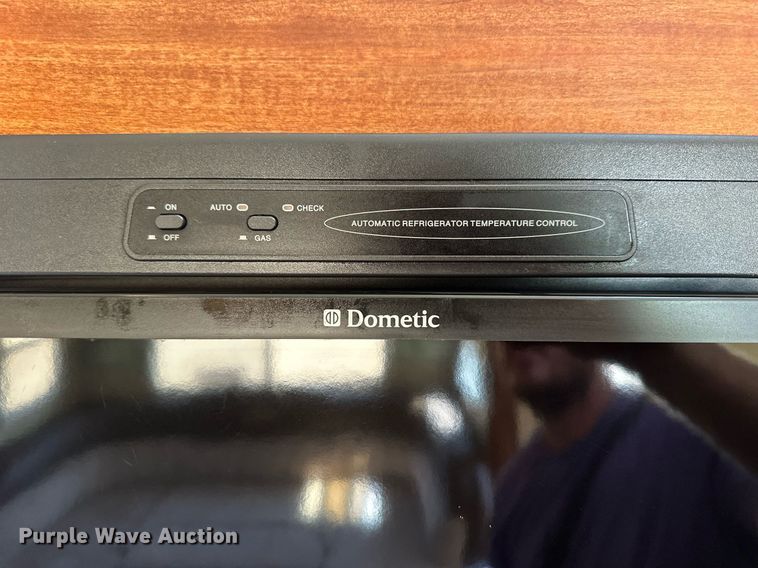 image for item NP9535 2010 Heartland Cyclone 3950  toy hauler camper