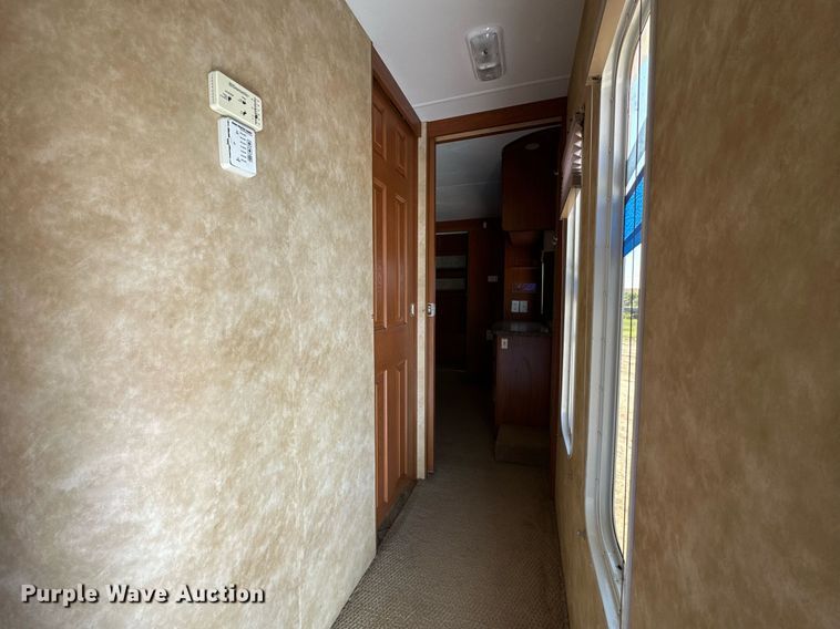 image for item NP9535 2010 Heartland Cyclone 3950  toy hauler camper