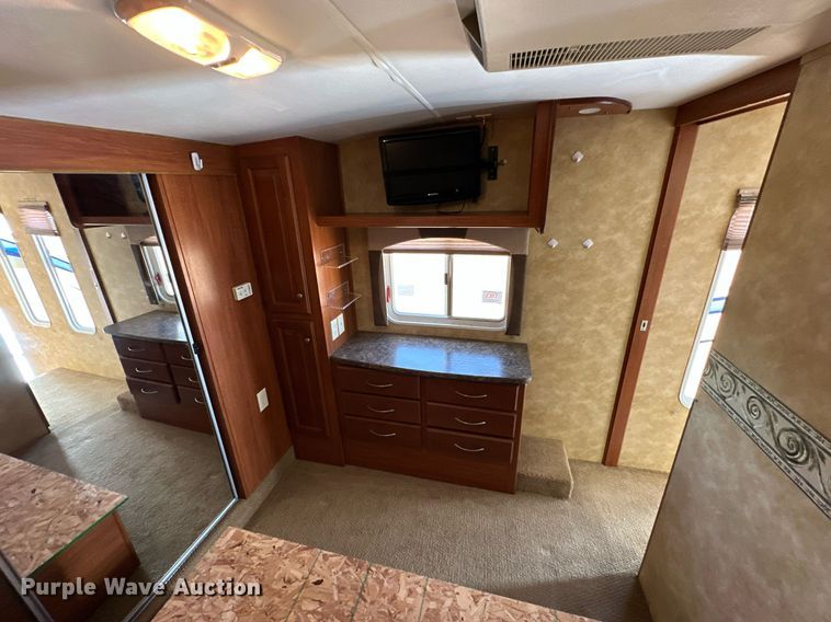 image for item NP9535 2010 Heartland Cyclone 3950  toy hauler camper