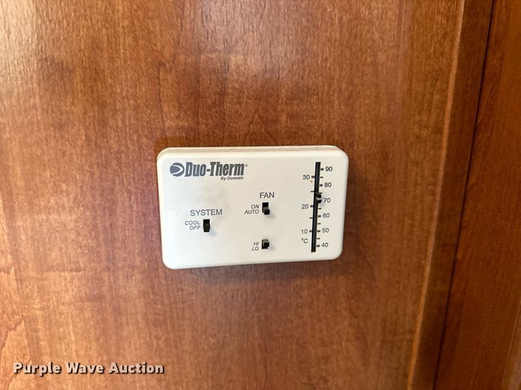 image for item NP9535 2010 Heartland Cyclone 3950  toy hauler camper