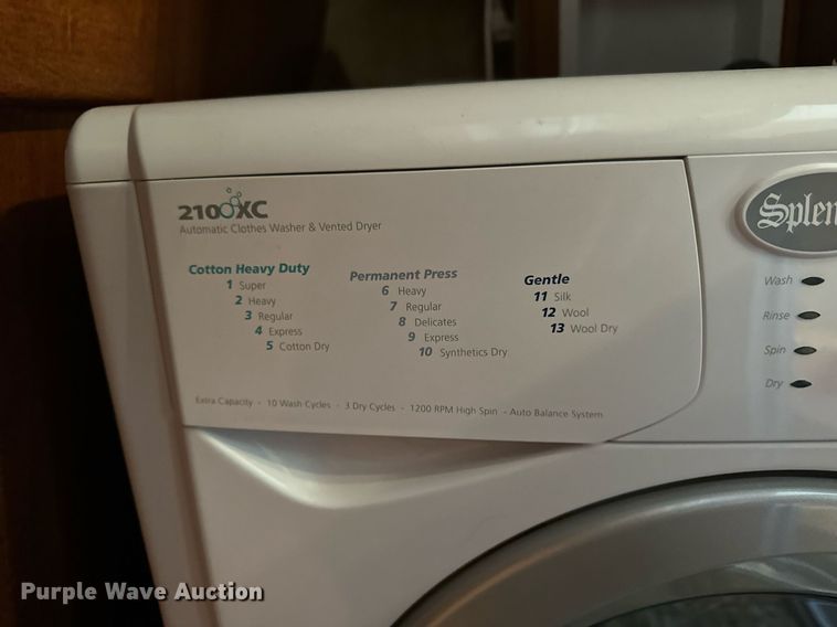 image for item NP9535 2010 Heartland Cyclone 3950  toy hauler camper