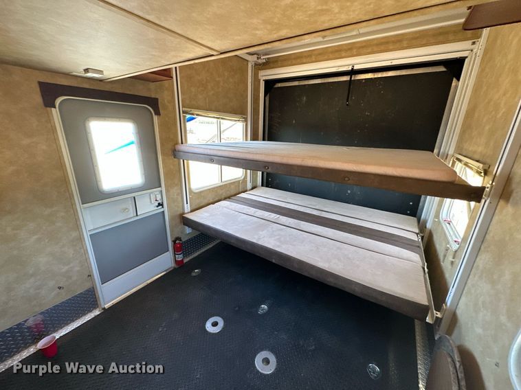 image for item NP9535 2010 Heartland Cyclone 3950  toy hauler camper