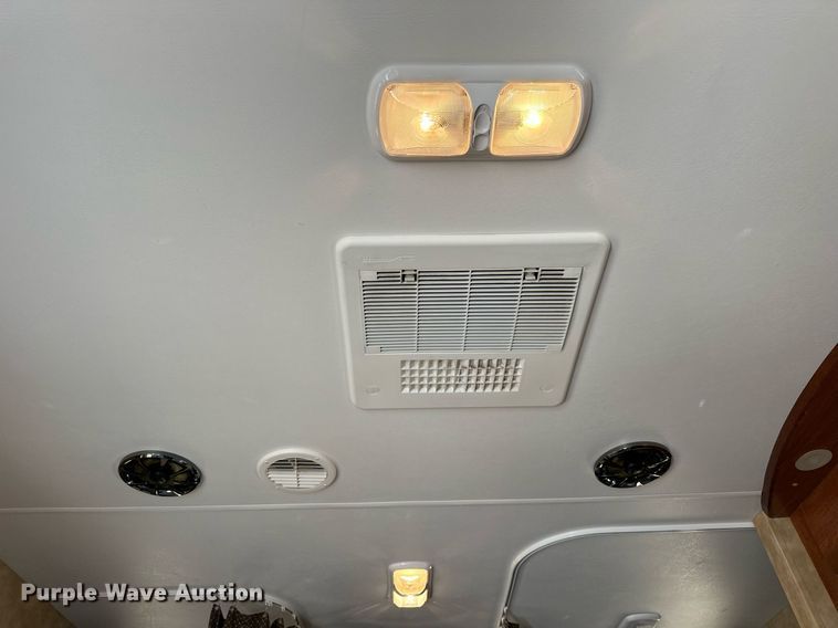 image for item NP9535 2010 Heartland Cyclone 3950  toy hauler camper