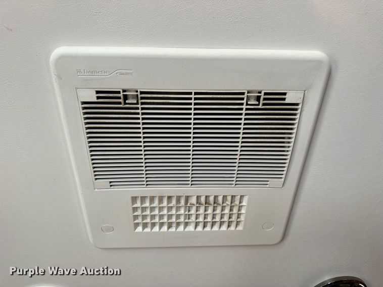 image for item NP9535 2010 Heartland Cyclone 3950  toy hauler camper