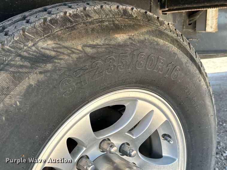 image for item NP9535 2010 Heartland Cyclone 3950  toy hauler camper