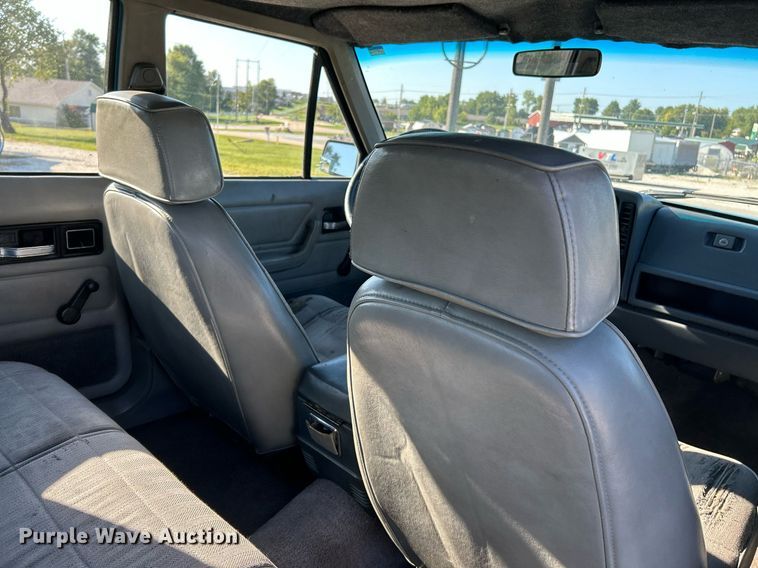 image for item NQ9790 1994 Jeep Cherokee Sport  SUV