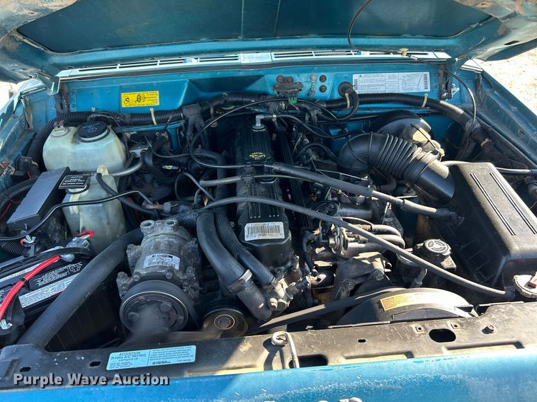 image for item NQ9790 1994 Jeep Cherokee Sport  SUV