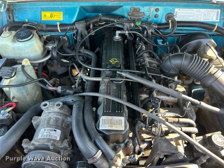 image for item NQ9790 1994 Jeep Cherokee Sport  SUV