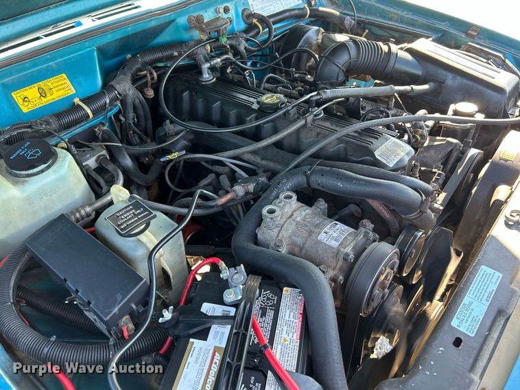 image for item NQ9790 1994 Jeep Cherokee Sport  SUV