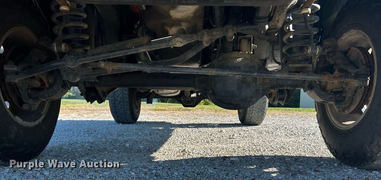 image for item NQ9790 1994 Jeep Cherokee Sport  SUV